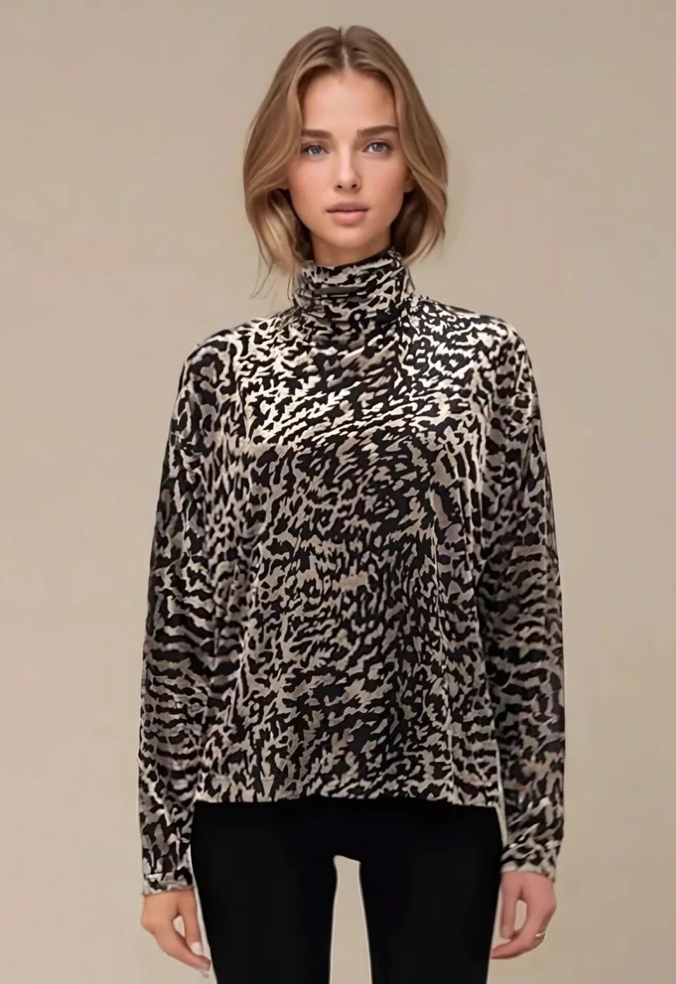 RELIGION Emmy Burn-out Velvet Top - Leopard