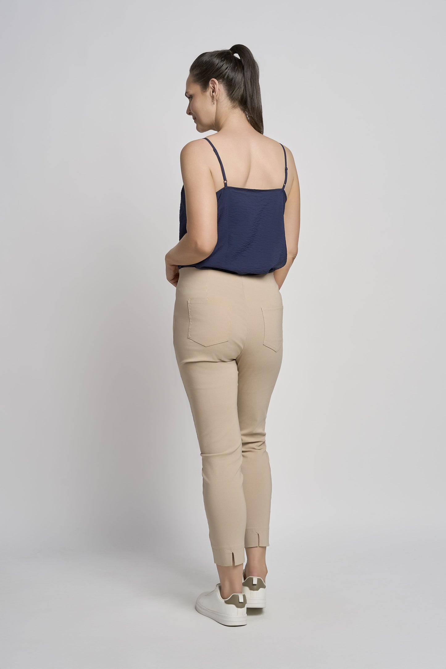 Pinns Buttercup Ankle Grazer - Latte