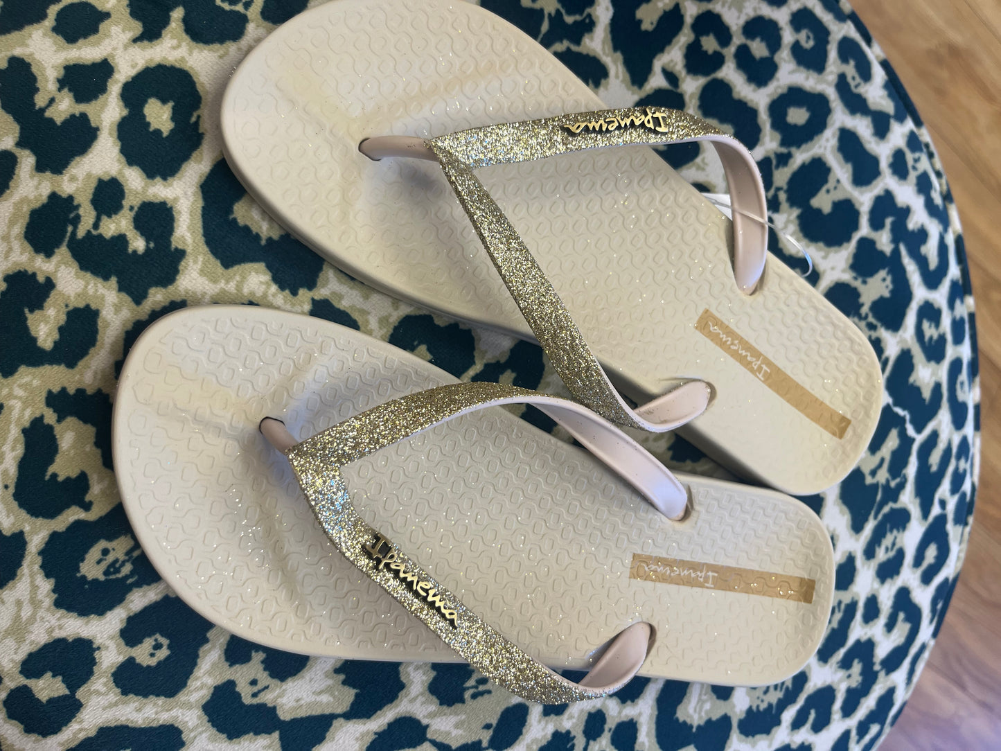 Ipanema Glitter Flip Flop - Beige