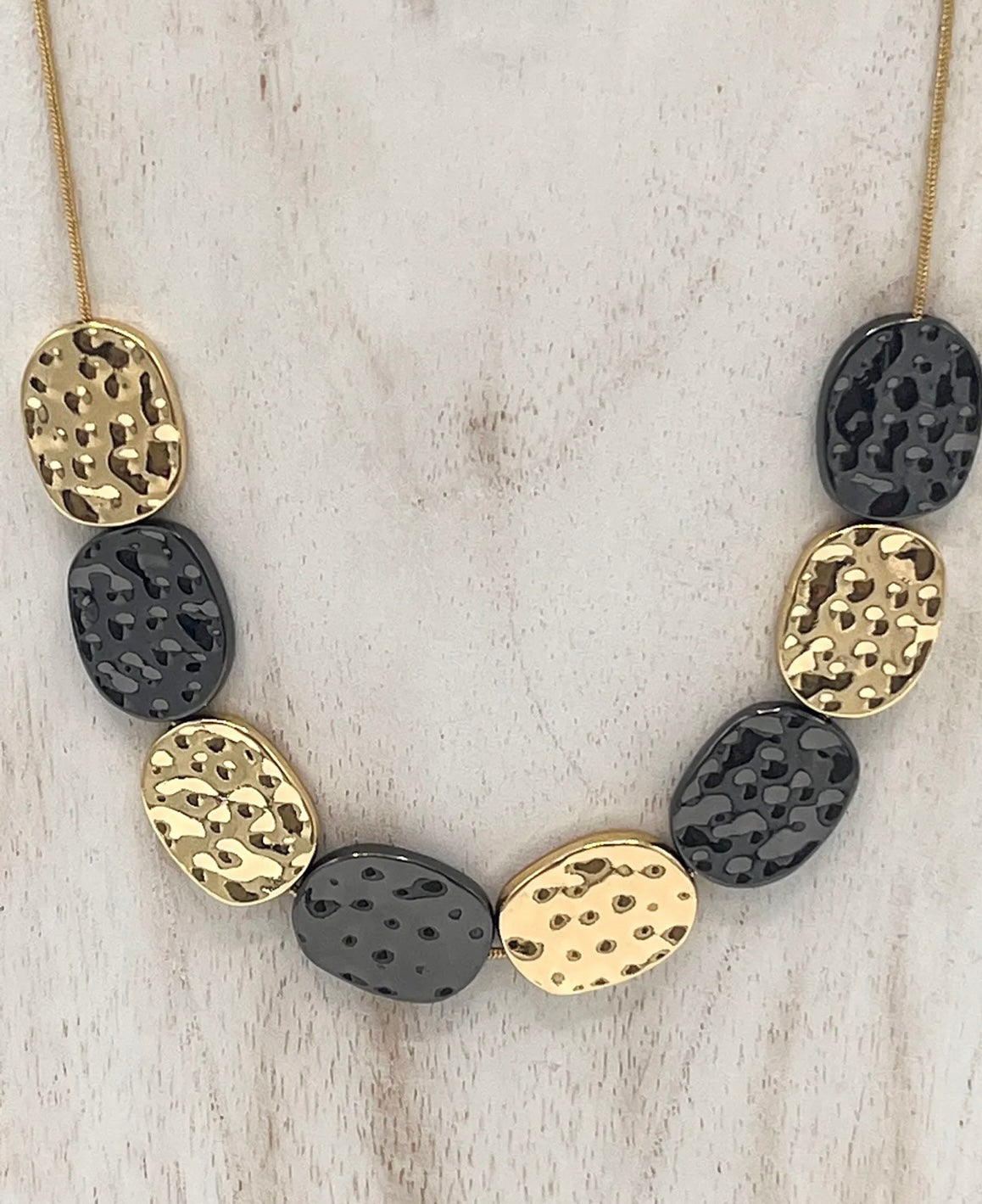 Short Battered Circles Necklace