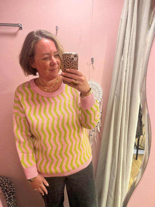Soft Oversized Wave Jumper - Pink/Green