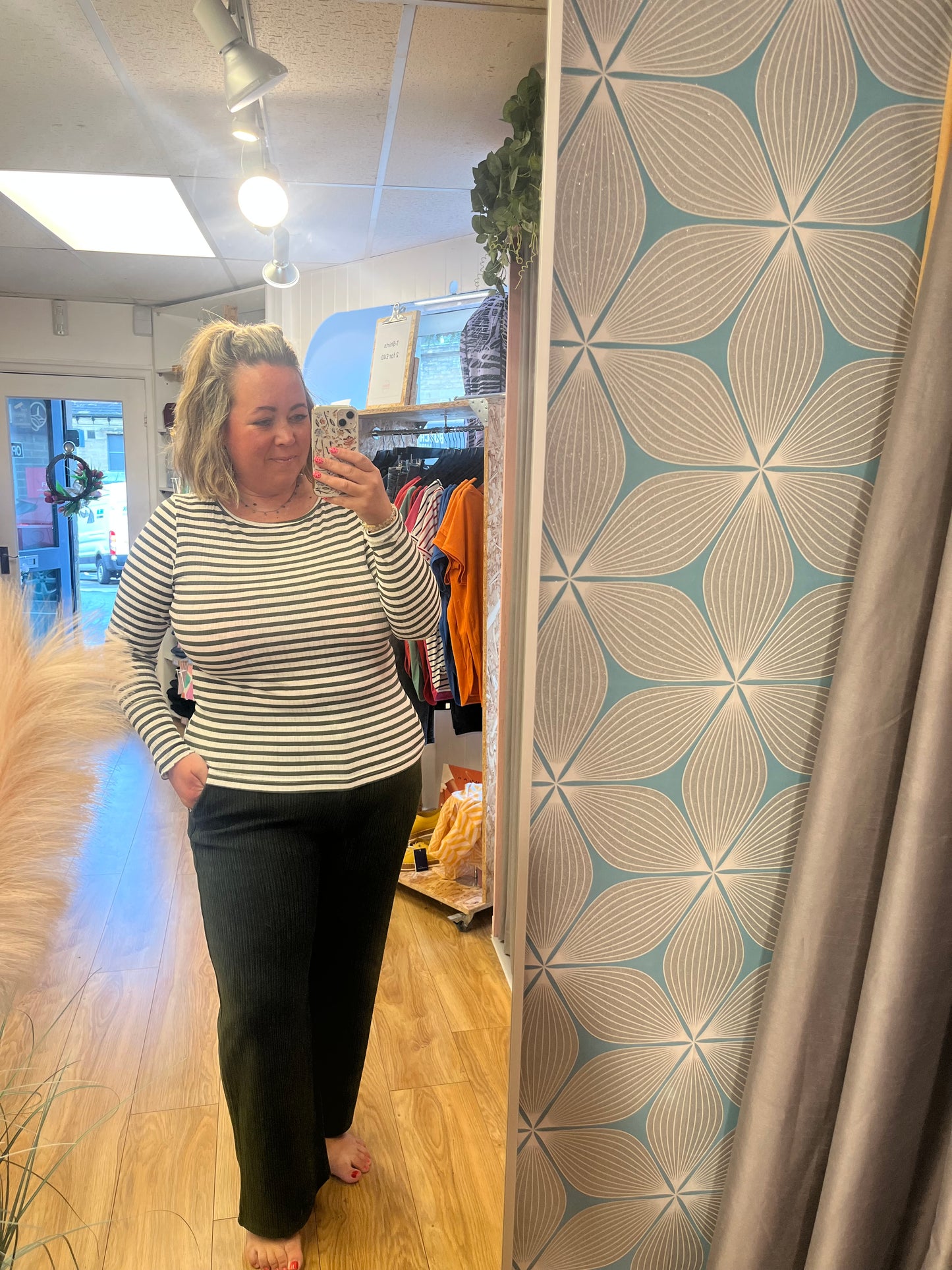 Kate Corduroy Trouser - Rifle Green