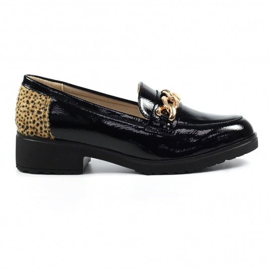 Zora Loafer Shoe